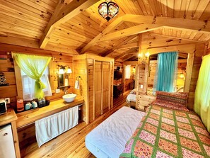 1 bedroom, iron/ironing board, WiFi