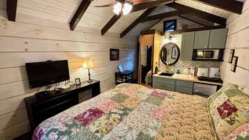 1 bedroom, iron/ironing board, WiFi