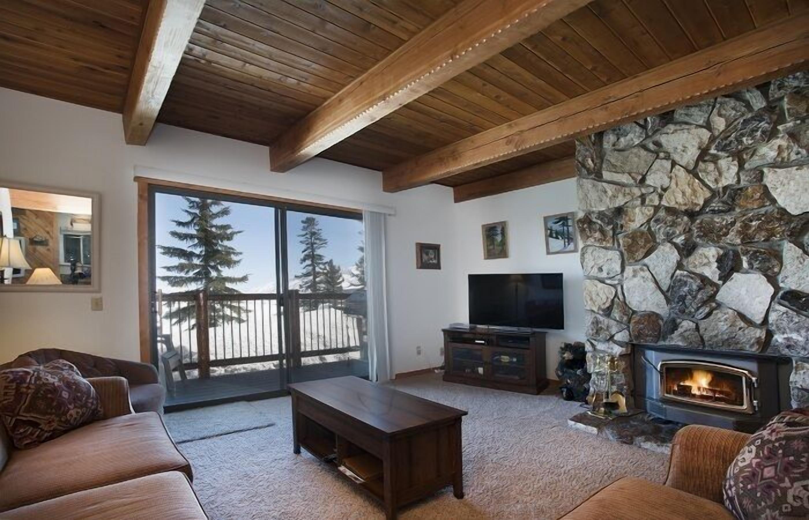 Timber Ridge #31 - Ski in/ Ski Out to Eagle Lodge