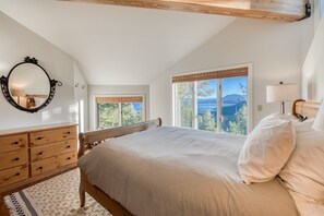 4 chambres, fer et planche à repasser, accès au Wi-Fi (inclus)