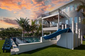 Beheizter Pool