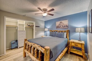 2 Schlafzimmer, Bügeleisen/Bügelbrett, kostenloses WLAN, Bettwäsche