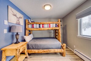 2 Schlafzimmer, Bügeleisen/Bügelbrett, kostenloses WLAN, Bettwäsche