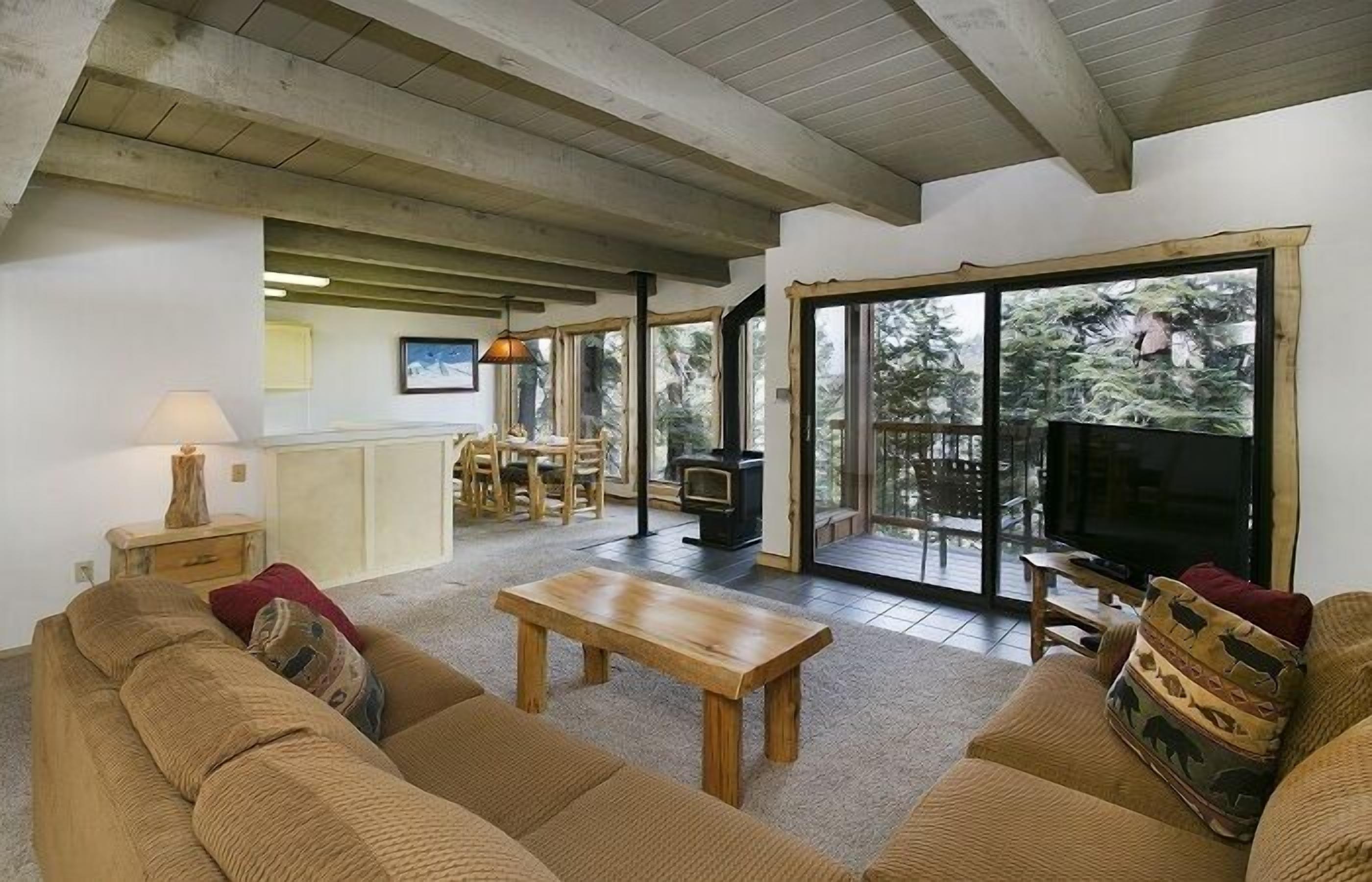 Timber Ridge #39 - Ski in/ Ski Out to Canyon Lodge