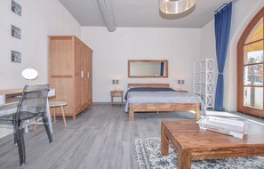 1 habitación, cuna de viaje, wifi gratis y ropa de cama
