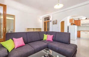 TV - 2 bedroom gorgeous apartment in Barbat (Barbat)