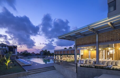 Eastin Ashta Resort Canggu – Affordable hotel in Canggu