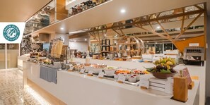 Café da manhã, almoço e jantar