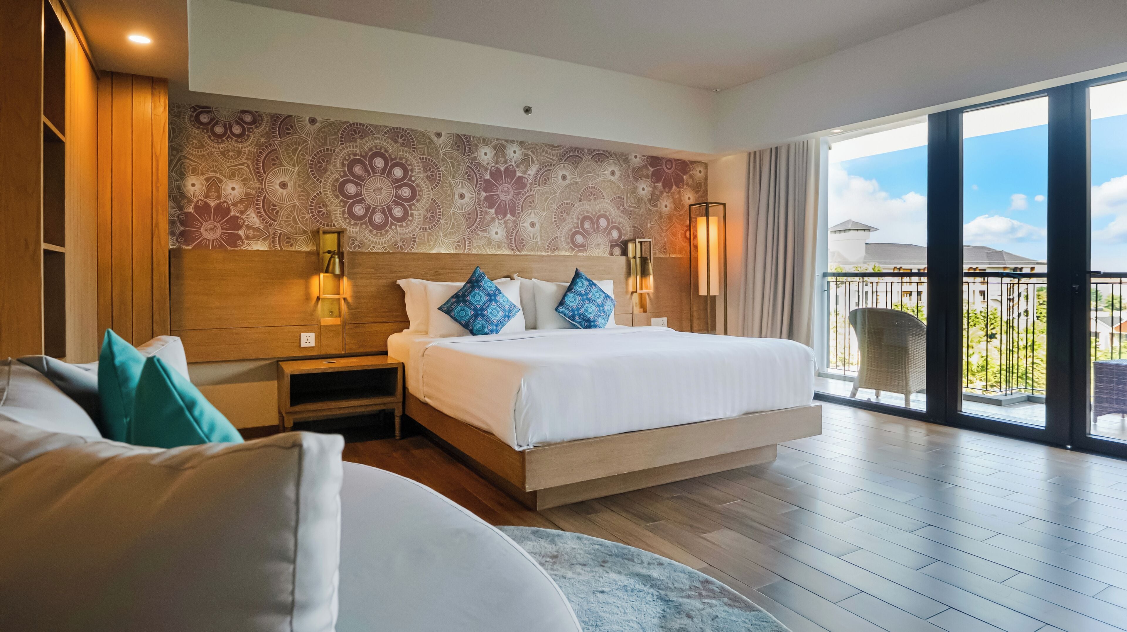 Premium Deluxe | 高級寢具、迷你吧、客房內保險箱、書桌