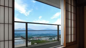 Executive Room, Non Smoking | Mountain view
