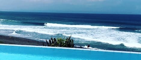 Outdoor pool, sun loungers