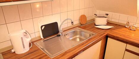 Fridge, microwave, oven