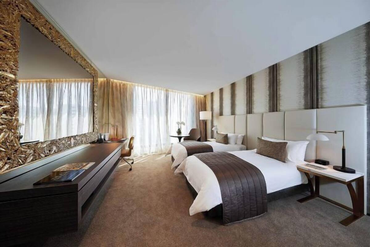1 slaapkamer, een minibar, een kluis op de kamer, een bureau