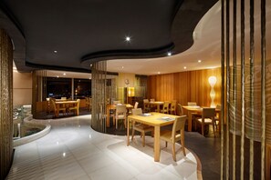 5 Restaurants, Frühstück, Mittagessen, Abendessen, chinesische Küche