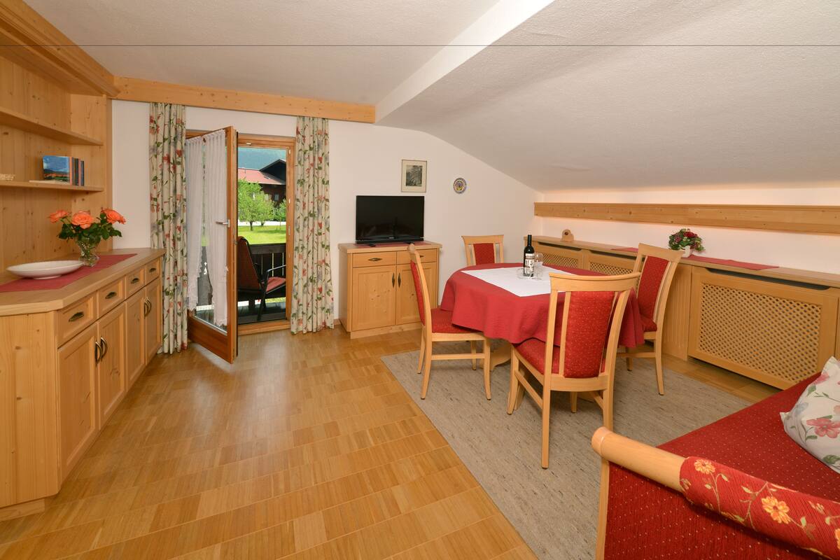 Apartamento família (Fellhorn ) | Área de estar | TV de tela plana