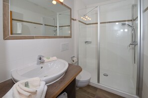 Bathroom - Gästehaus Kaindl (Reit im Winkl)