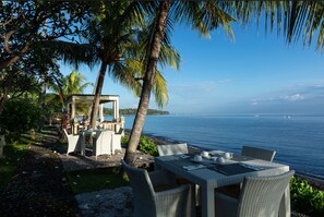 Terrace/patio - Poinciana Resort Bali (Tejakula)