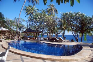 2 outdoor pools, pool loungers - Poinciana Resort Bali (Tejakula)