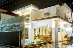 Seven Bedrooms - Private Pool Villa | Terrace/patio
