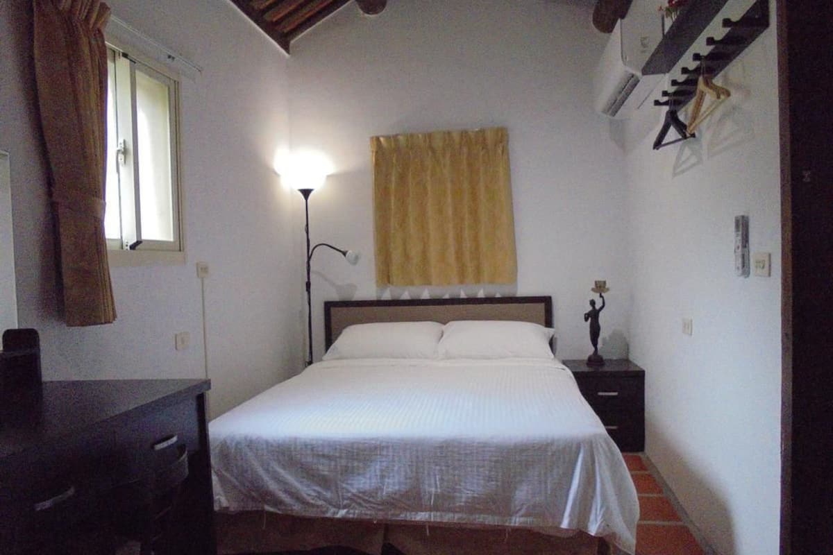 Standard Double Room | 1 bedroom, premium bedding, desk, soundproofing