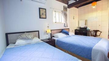 1 habitación, ropa de cama de alta calidad y escritorio