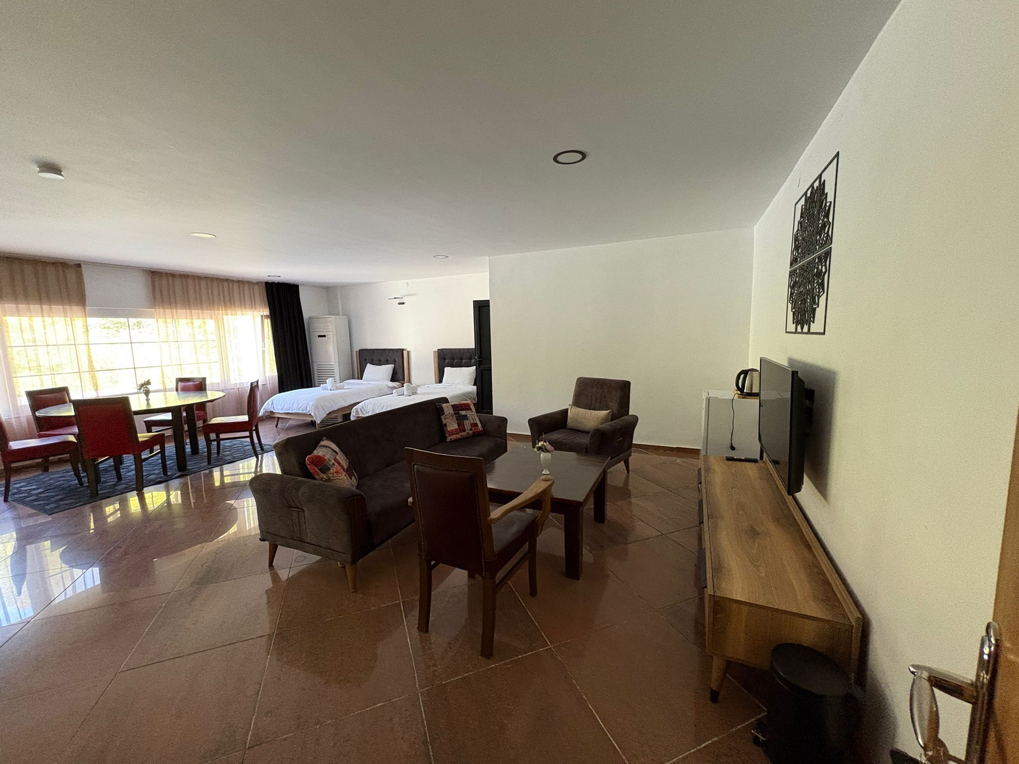 Business Quadruple Room | Egyptian cotton sheets, premium bedding, down comforters