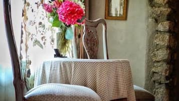 Comfort Double Room | Living area