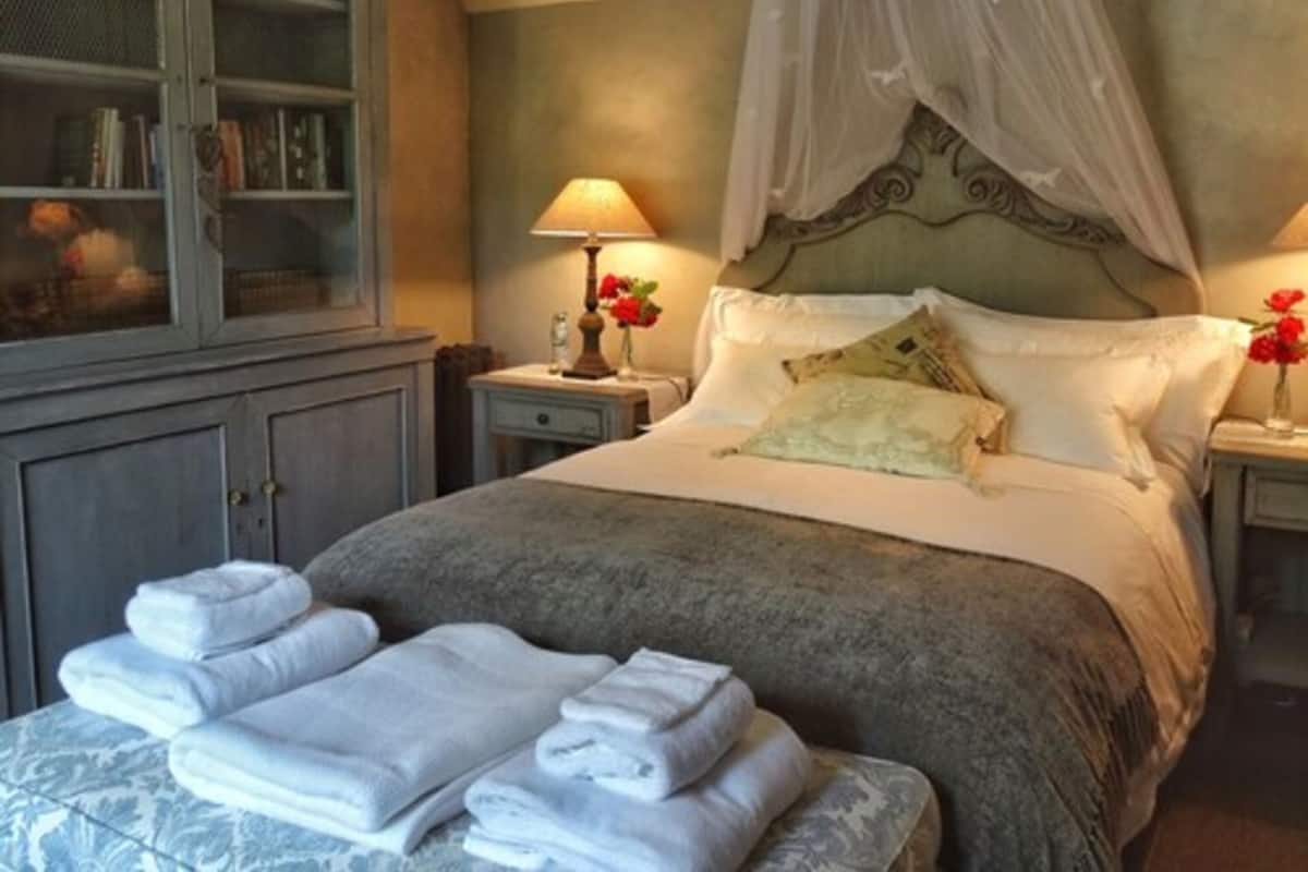 Comfort Double Room | 1 bedroom, individually decorated, individually furnished