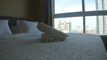 Deluxe One-Bedroom Condo | Blackout drapes, iron/ironing board, free WiFi