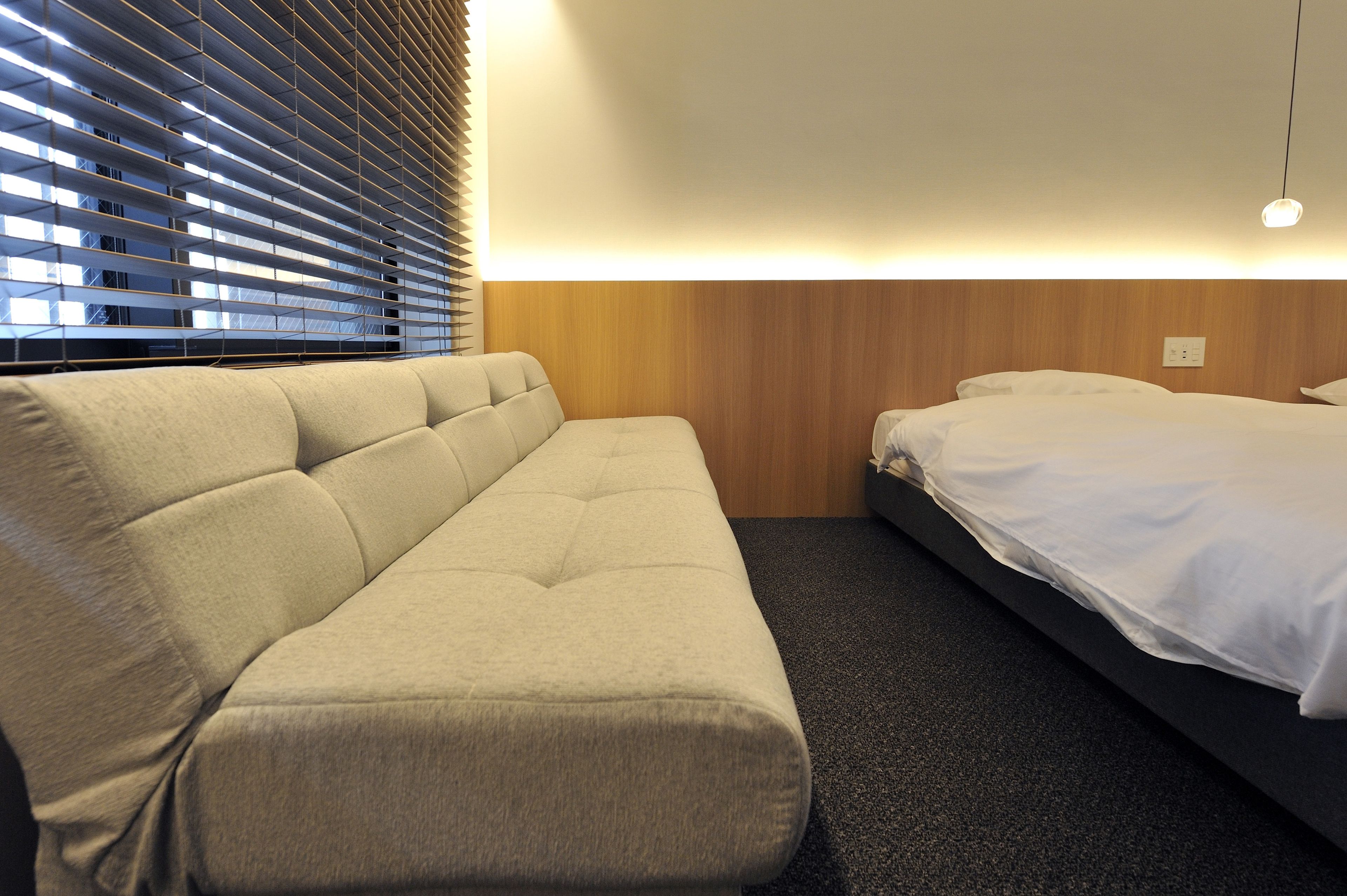 deluxe triple room | in-room safe, free wifi, bed sheets