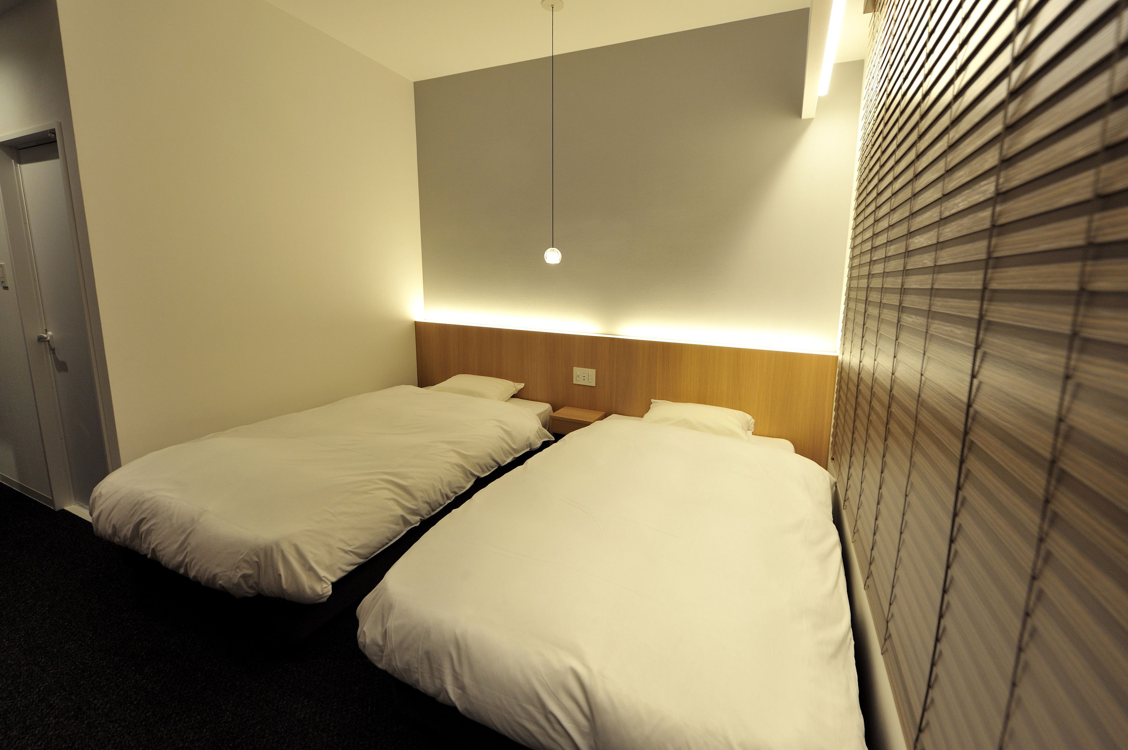 in-room safe, free wifi, bed sheets