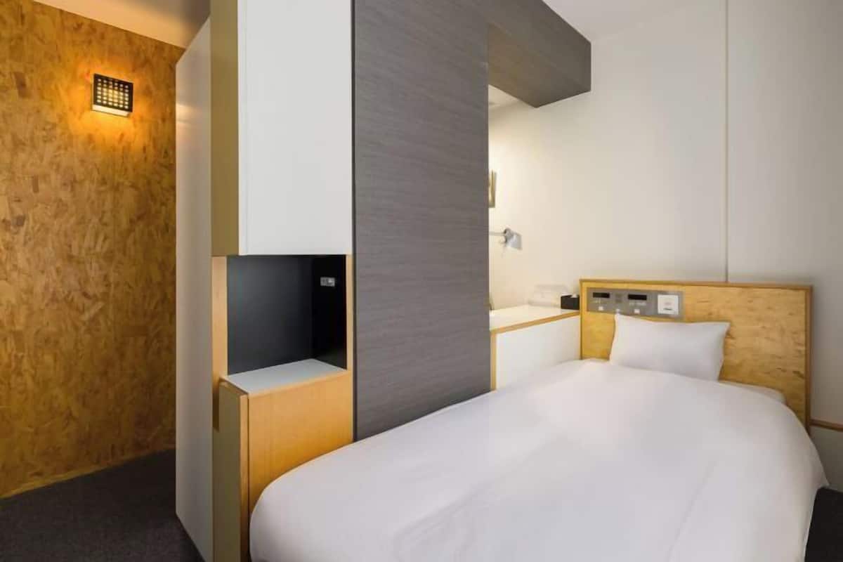 Desk, blackout curtains, iron/ironing board, free WiFi