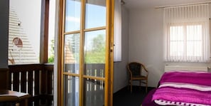Schreibtisch, kostenloses WLAN, BettwÀsche