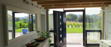 Casa galeria, terraço | Área de estar | TV