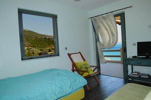 Villa | 4 habitaciones, cortinas blackout y tabla de planchar con plancha