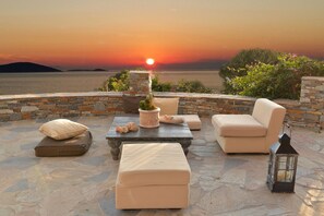 Porch - Villa Dolphins (Karystos)