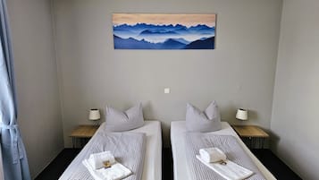 Basic-Doppelzimmer | Schreibtisch, kostenloses WLAN, Bettwäsche