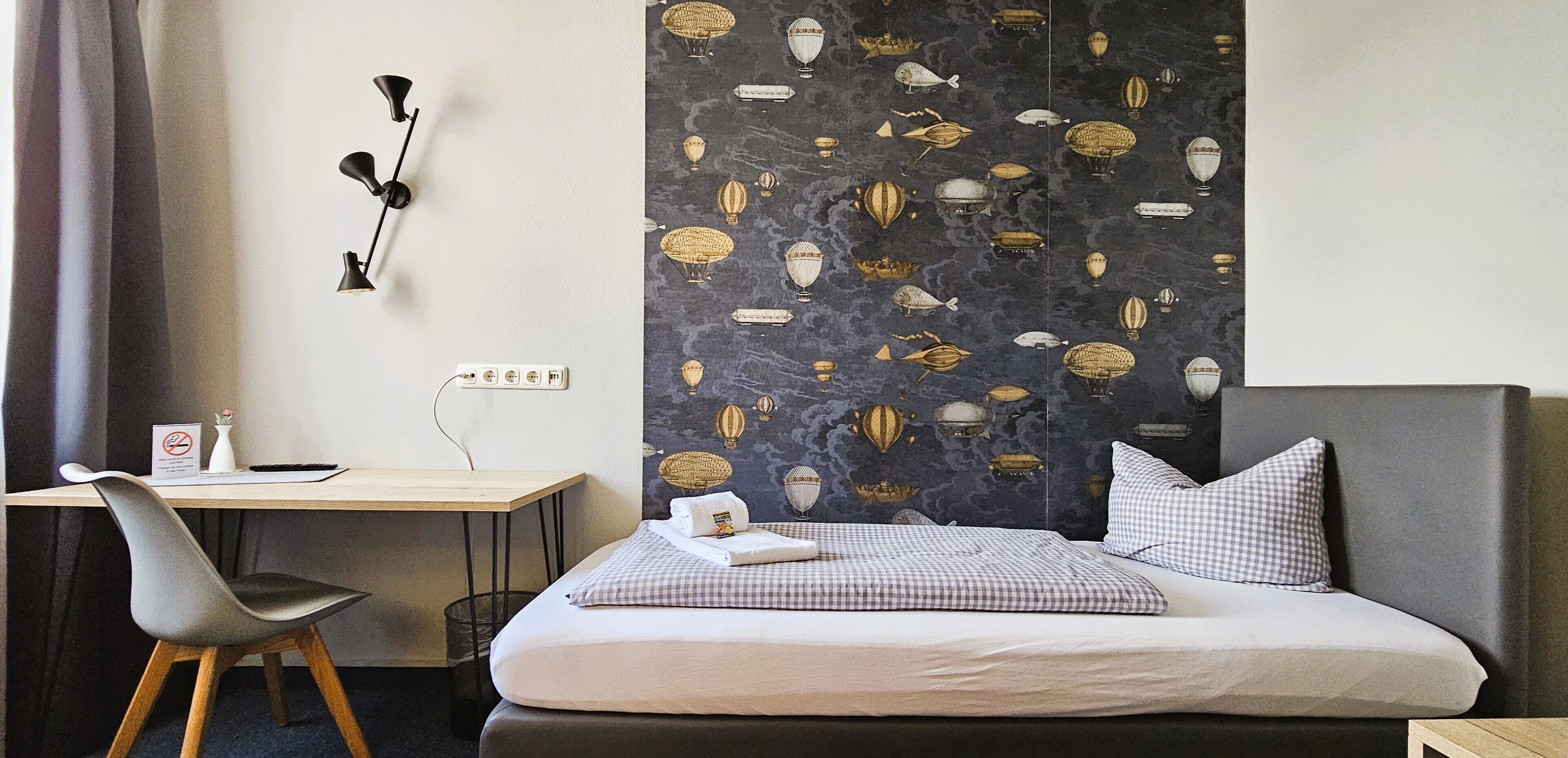 Basic-Einzelzimmer | Schreibtisch, kostenloses WLAN, Bettwäsche