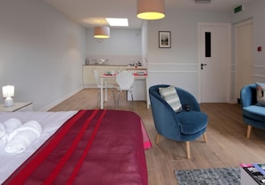 Suite, Private Bathroom (Ambassador Suite) | Room amenity - Hugh Oneill Ambassador Suite (Dungannon)