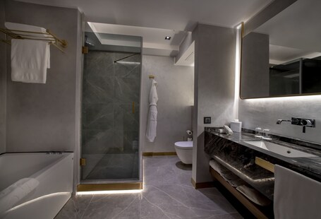 The Wings Hotel Istanbul - Image 56