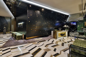 Lobby sitting area - The Wings Hotels Karakoy (Istanbul)