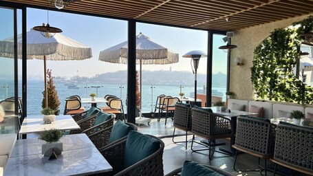 The Wings Hotel Istanbul - Image 14