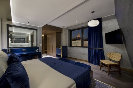 The Wings Hotel Istanbul - Image 89