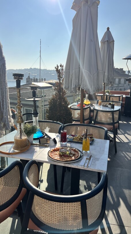 The Wings Hotel Istanbul - Image 59