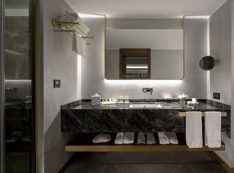 The Wings Hotel Istanbul - Image 55