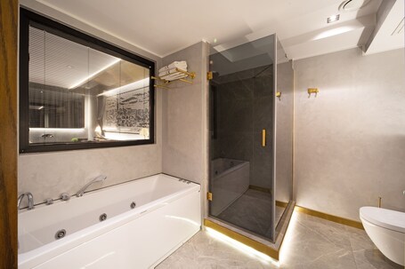 The Wings Hotel Istanbul - Image 39