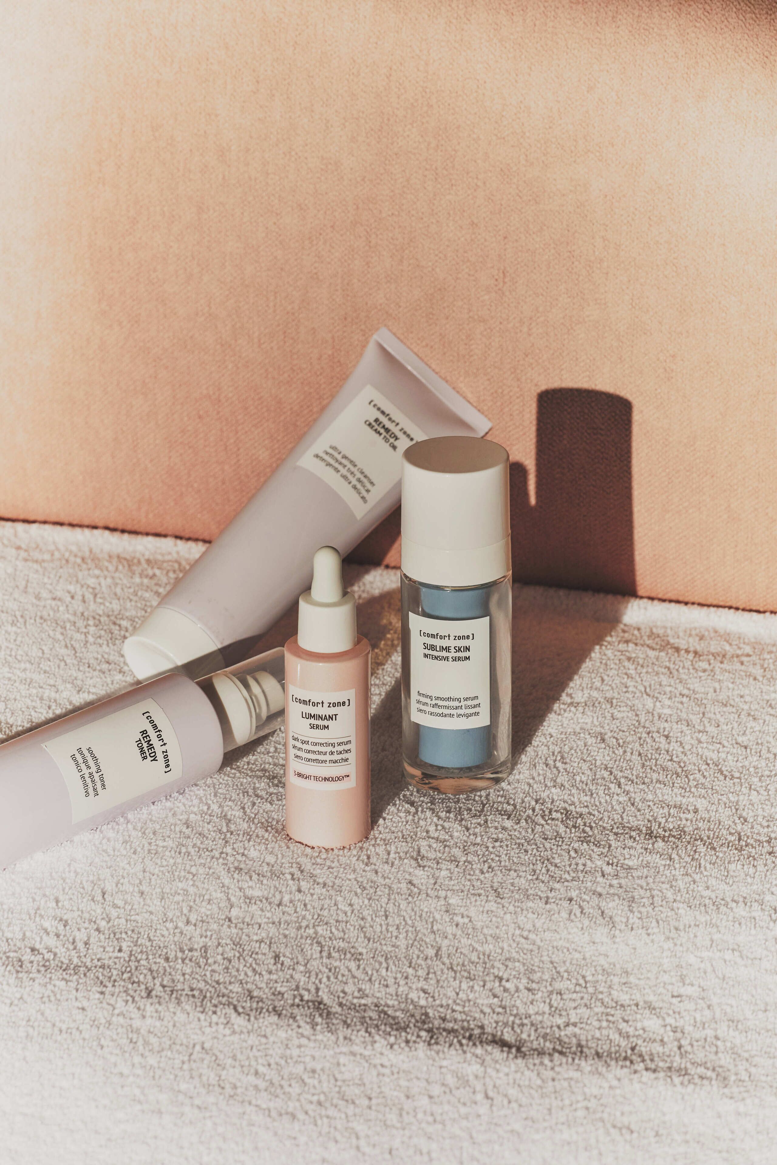 couples treatment room(s), hot tub, steam room, body treatments, facials