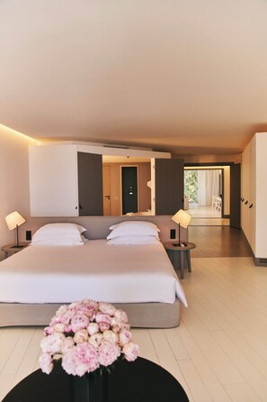 Phòng Suite | Bộ đồ giường cao cấp, minibar với thức uống miễn phí 