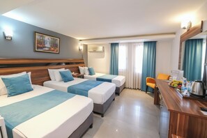 Standaard kamer | 1 slaapkamer, luxe beddengoed, een minibar, een kluis op de kamer