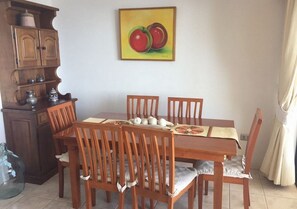 Essbereich im Zimmer